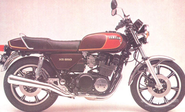 1982 Yamaha XS 850 #9
