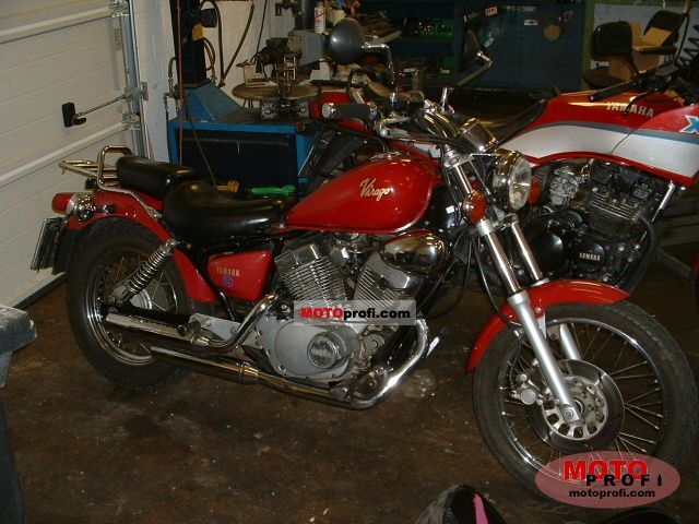 1990 Yamaha XV 250 Virago (reduced effect) #7