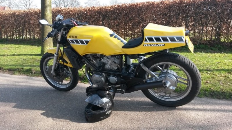 1982 Yamaha XZ 550 #9