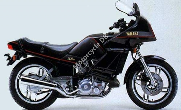 1985 Yamaha XZ 550 #7