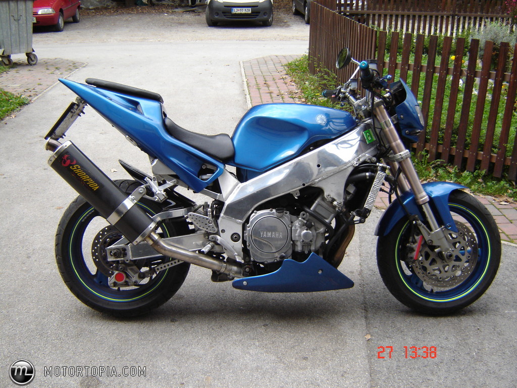 1995 Yamaha YZF 750 R #8