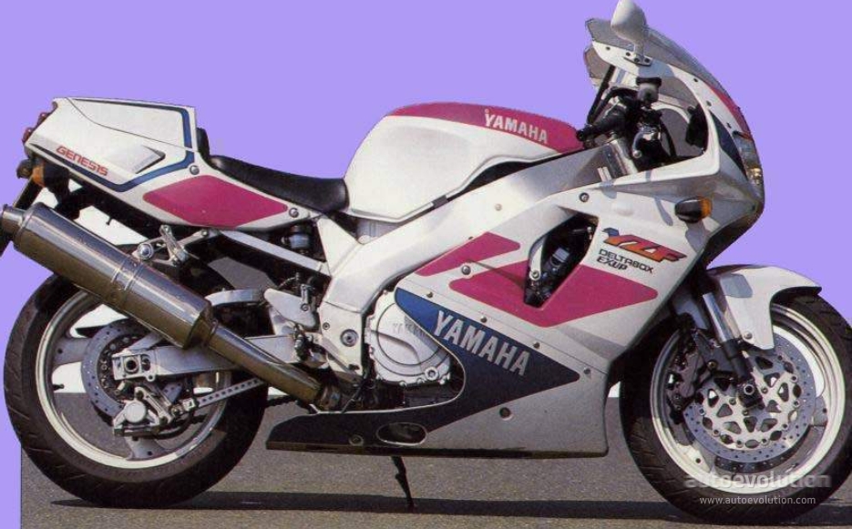 1996 Yamaha YZF 750 R #10