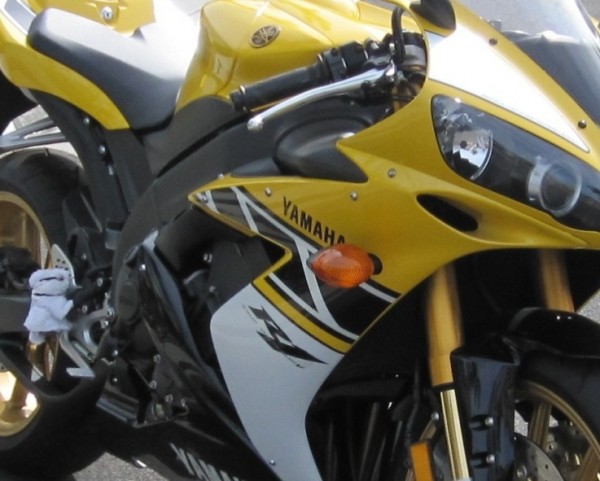 Yamaha YZF R1 LE #9