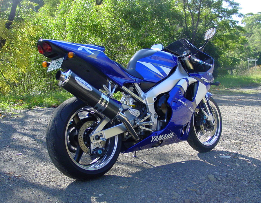 Ямаха 2001 года. Yamaha r1 2001. Yamaha YZF-r1 2000. Yamaha YZF r1 1999. Yamaha YZF r1 1998.