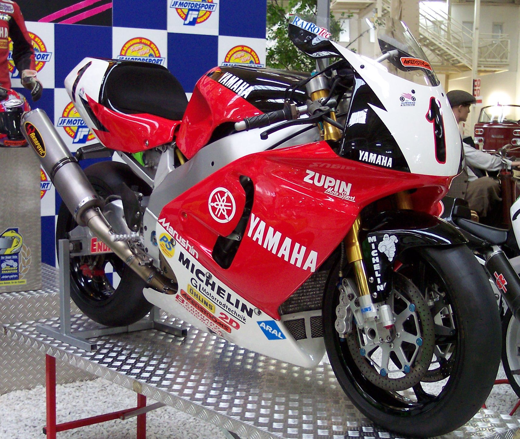 2002 Yamaha YZF-R7 #9